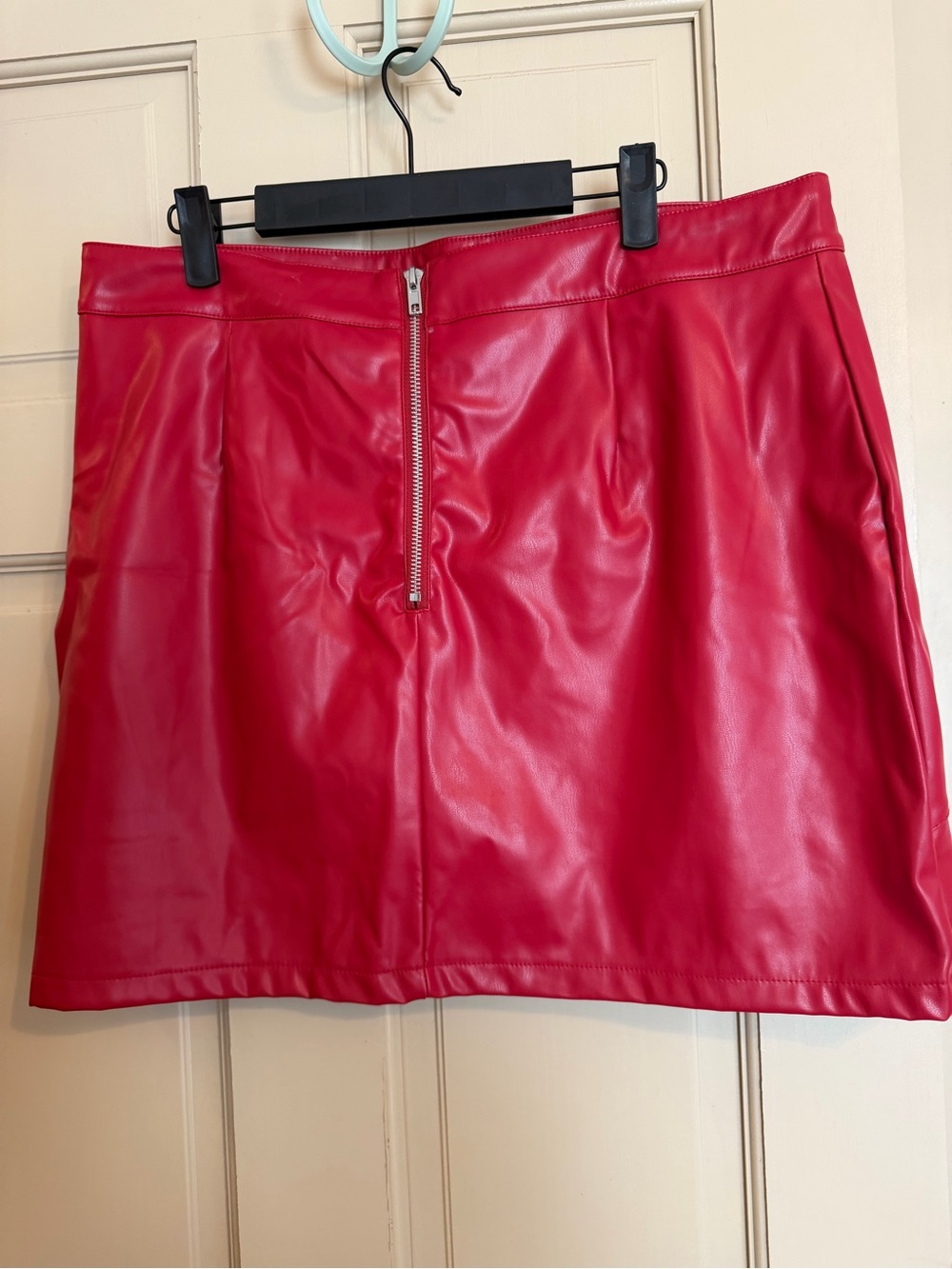 Red Faux Leather Mini Skirt - Women - Picture 4 of 8